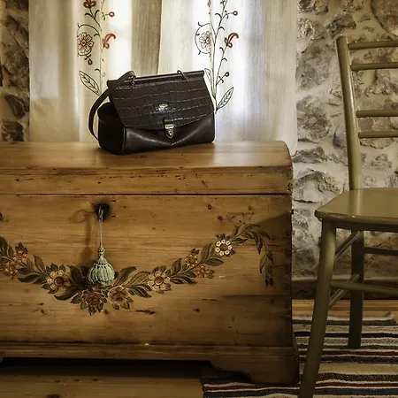 Family House Kalska Domacija Pensión *