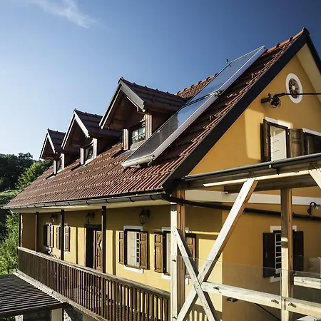 Pensión Family House Kalska Domacija Semic