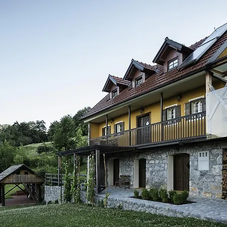 Family House Kalska Domacija Gasthof Semic