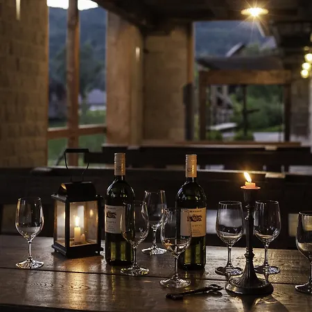 Family House Kalska Domacija Pensión Semic